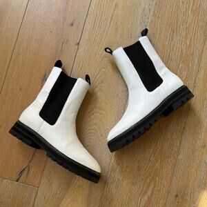 Aster Chelsea Lug Boots White Black Size 8